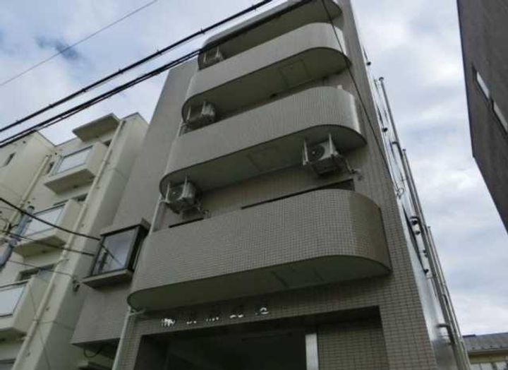 萩原マンションの外観