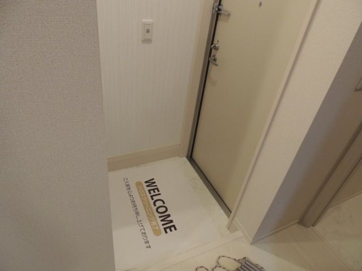 ラ・フォート福島の玄関