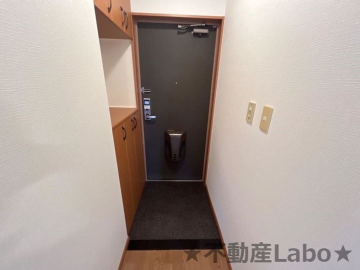 徳島県鳴門市撫養町木津(アパート)の賃貸物件の玄関
