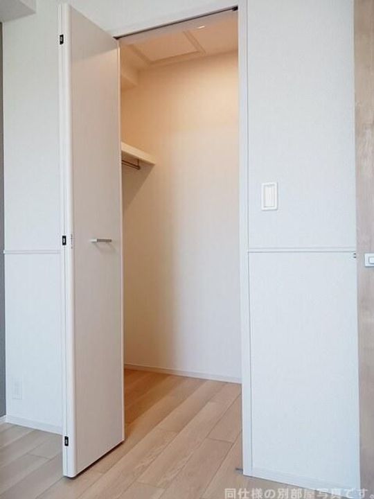 メゾン ミモザVの内装