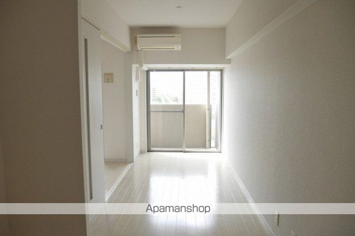 福岡県福岡市東区香椎駅前2(マンション)の賃貸物件の居間