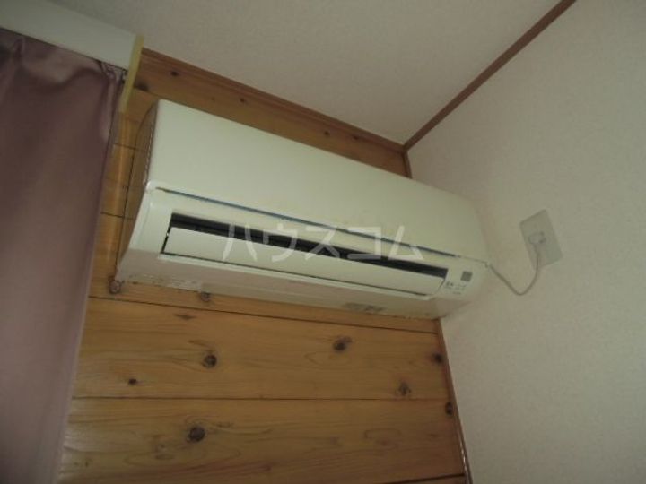 シュロス酒寄の内装