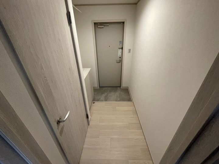 メリディアン名取の玄関