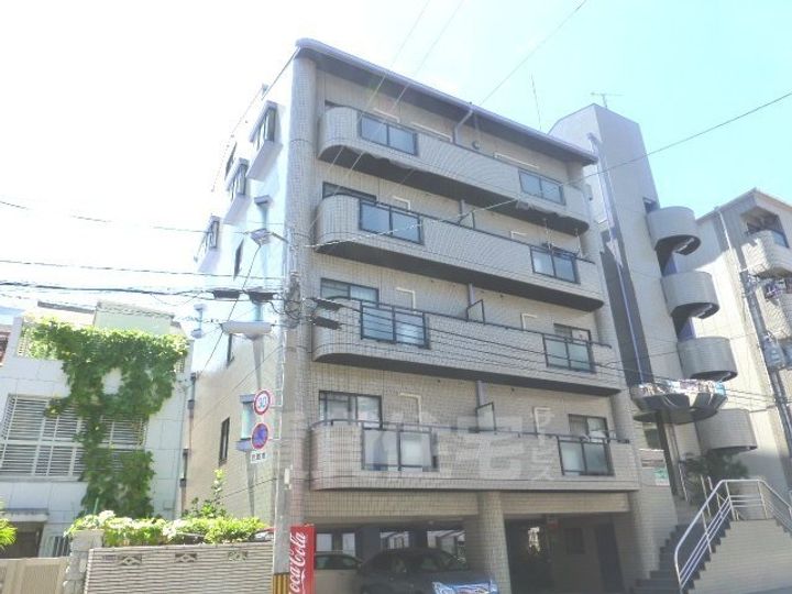 メゾンドールバンブーグラスの外観