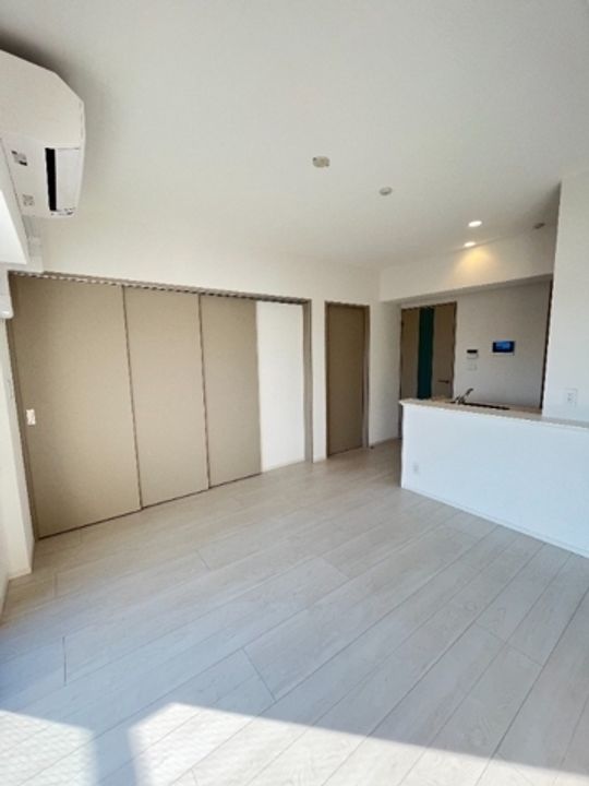 ワンルーフレジデンス台東根岸の居間