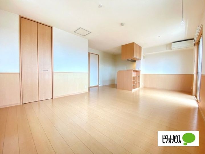 福島県郡山市富田東3(アパート)の賃貸物件の居間