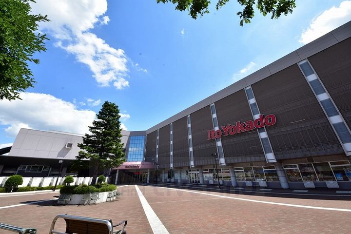 NRJニシオカの周辺