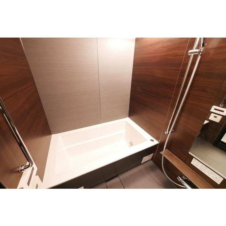 コンフォリア新宿イーストサイドタワーの風呂