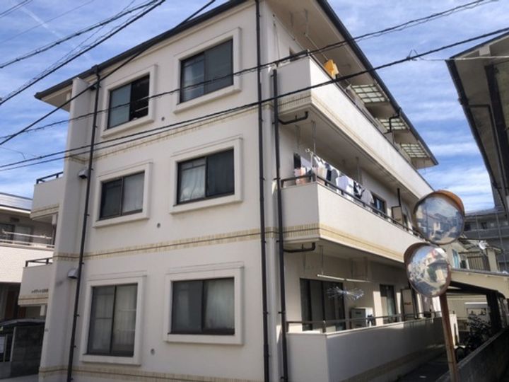 レジデンス五日市の外観