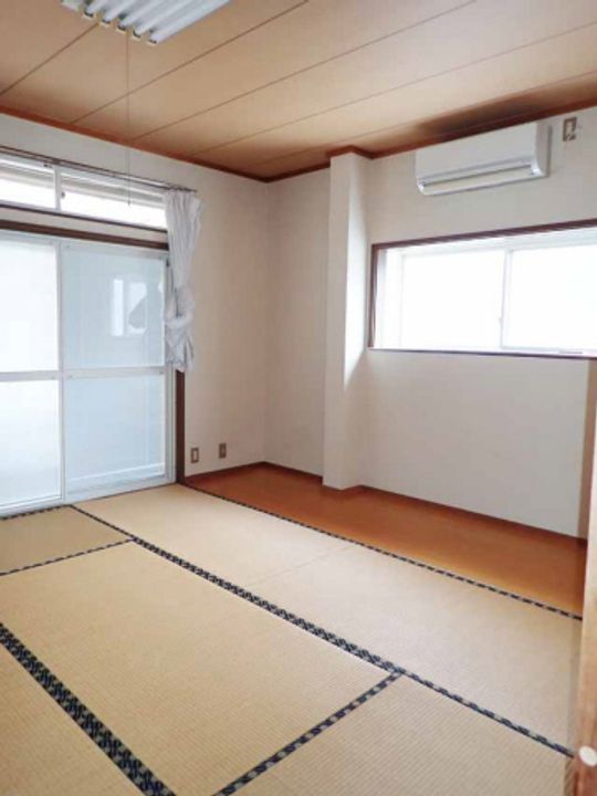 コーポ笹川の居間