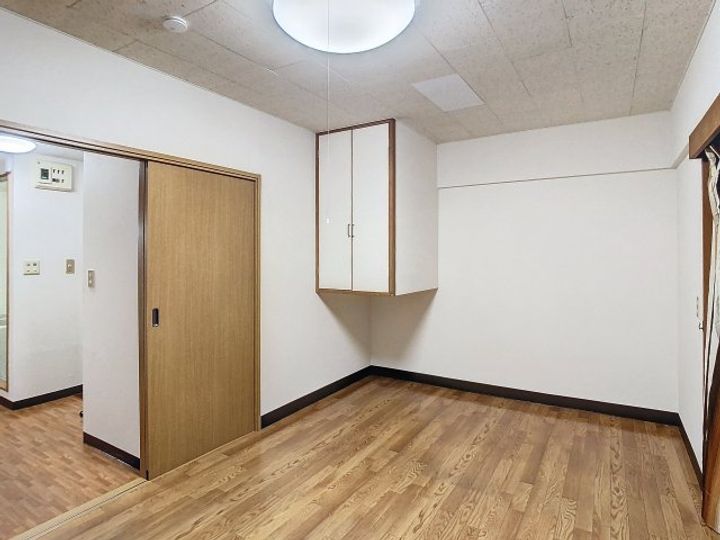 半田コーポの内装