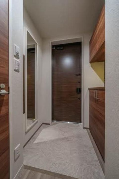 福島県郡山市赤木町(マンション)の賃貸物件の玄関