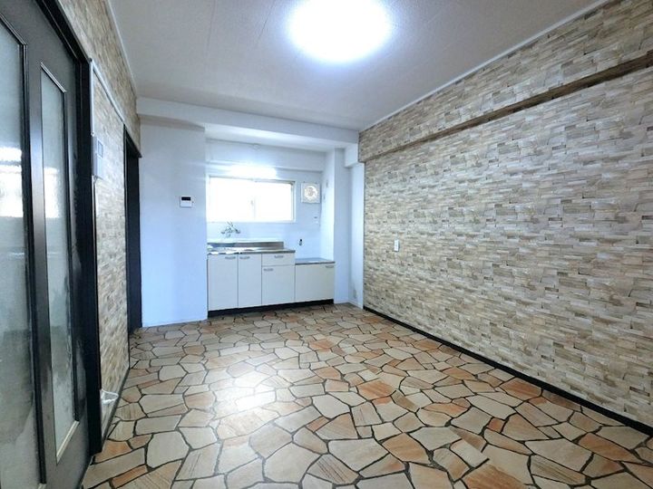 衣笠サニーハイツの居間