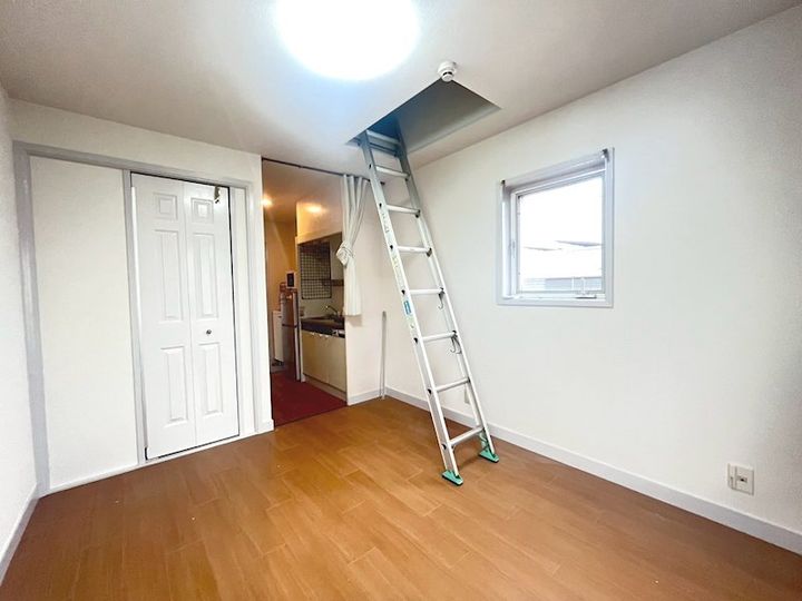 からぷーや国立の内装