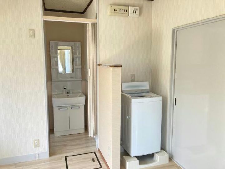 山口県岩国市錦見7(アパート)の賃貸物件の内装