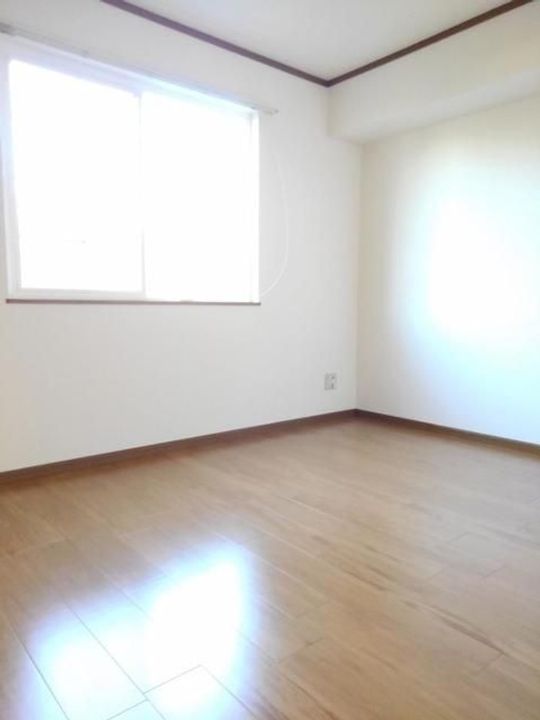 アンソレイエの内装