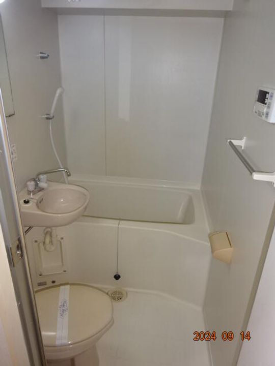 マイスタークエーレ西新宿の風呂