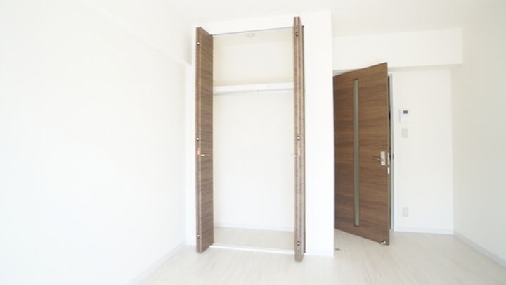 メゾンモンマルトル西古河の内装