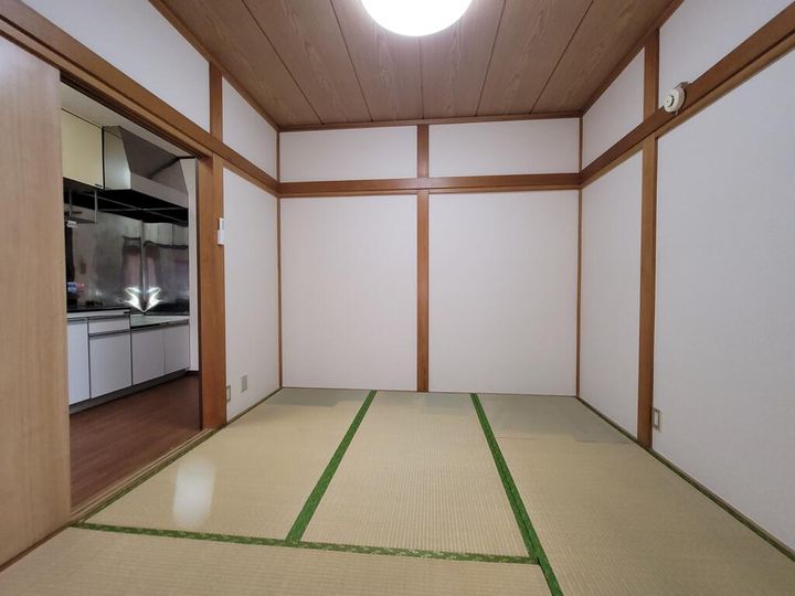 コーポワタナベの内装