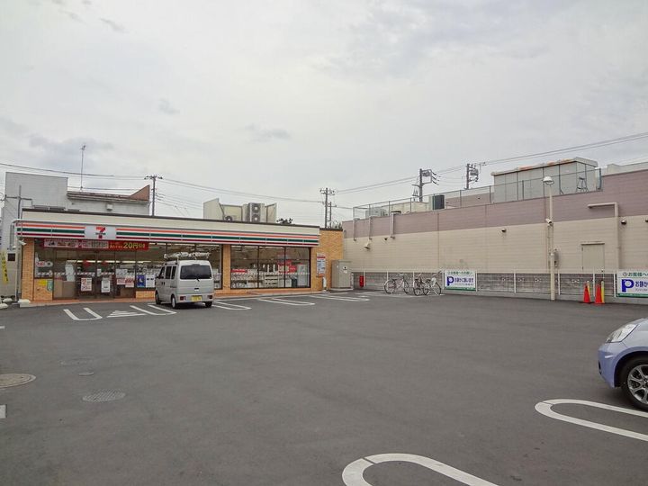 コーポワタナベの周辺