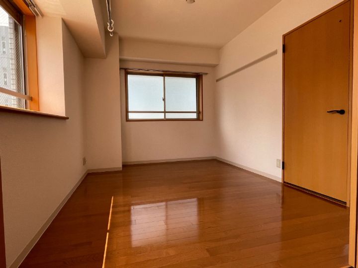 Popolare 浅草橋の内装