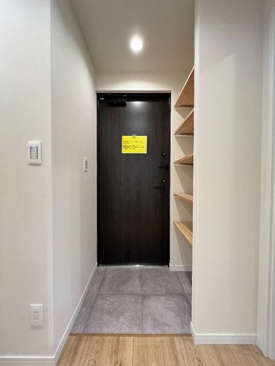 東京都大田区大森西5(マンション)の賃貸物件の玄関