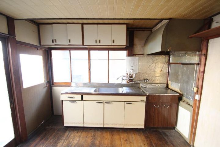 岡山県岡山市東区西大寺中2(一戸建)の賃貸物件のキッチン