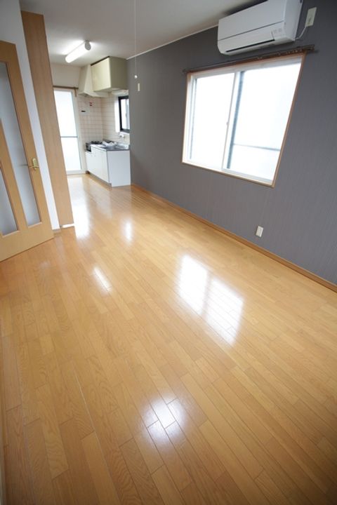 サンプレリュードIIの居間