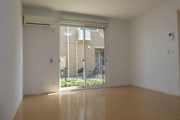 岡山県倉敷市安江(一戸建)の賃貸物件の居間