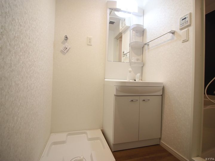 ALLEM YOSHIZUKAの内装