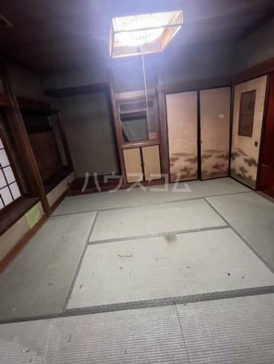 神奈川県秦野市河原町(一戸建)の賃貸物件の居間