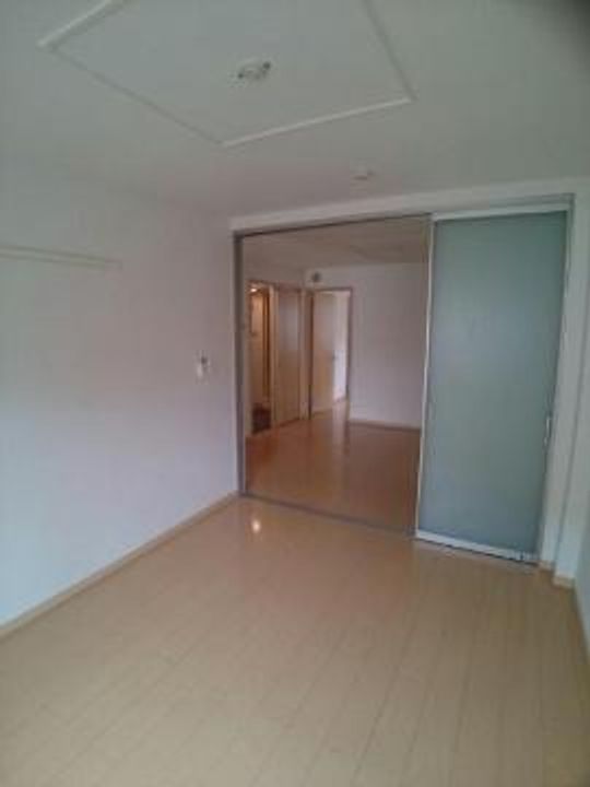 ラフレシール C棟の居間