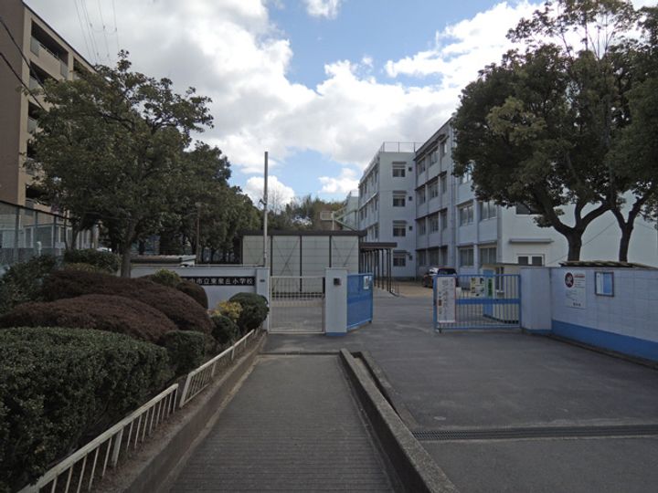 大阪府豊中市東泉丘4(マンション)の賃貸物件の周辺