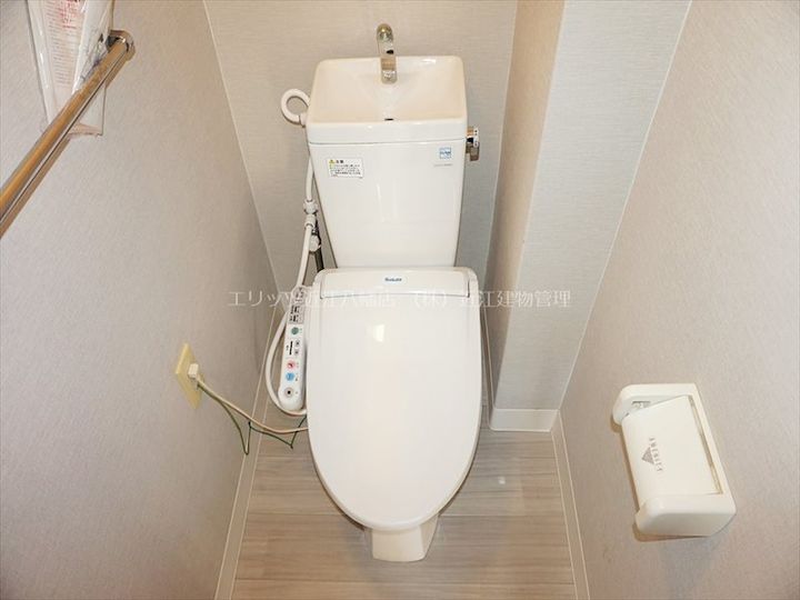 滋賀県近江八幡市西本郷町東(マンション)の賃貸物件の内装