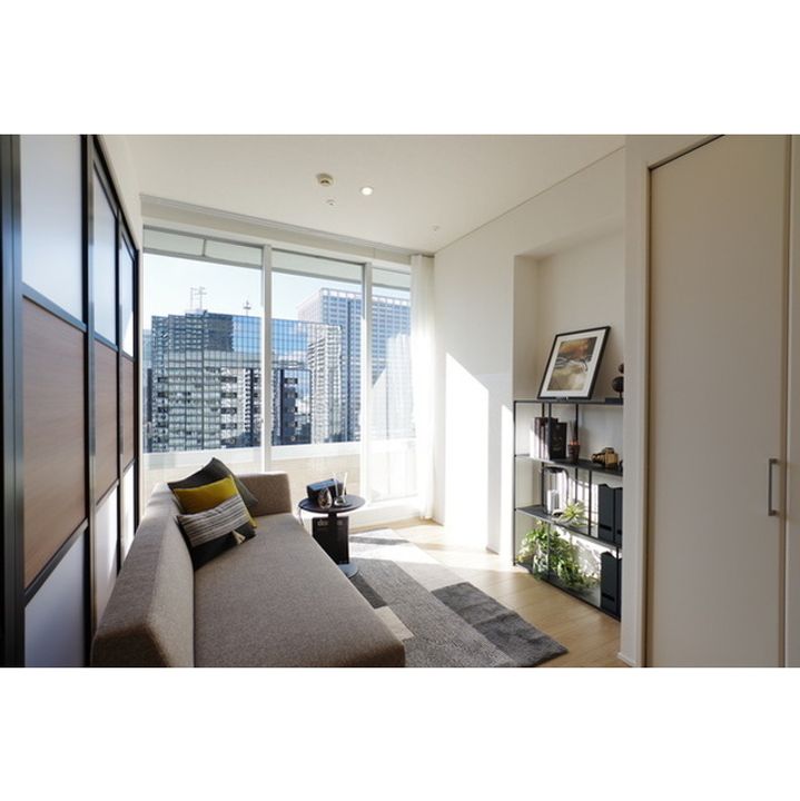 東京都港区港南4(マンション)の賃貸物件の居間