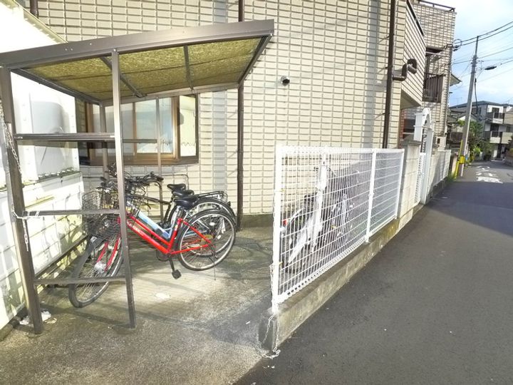 ア-バン西浦和の地図