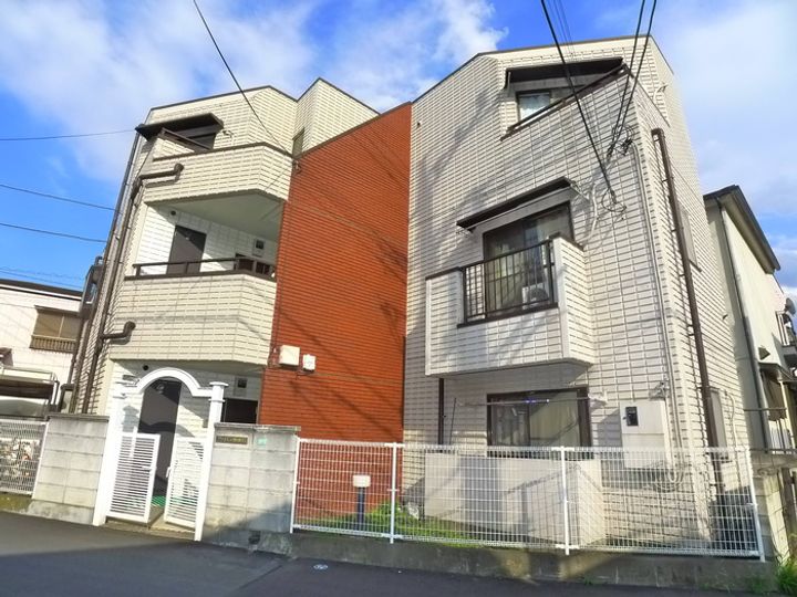 ア-バン西浦和の外観