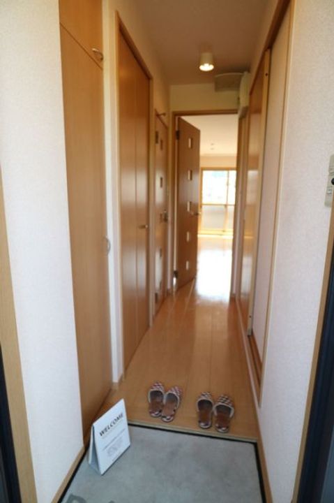 兵庫県三木市緑が丘町西5(アパート)の賃貸物件の玄関