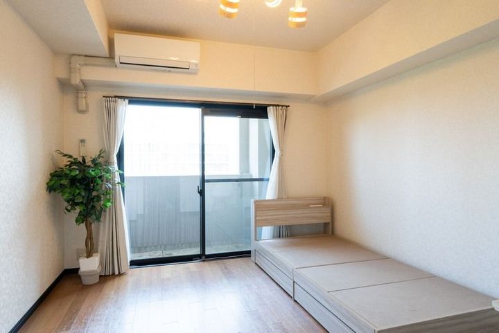 福岡県福岡市中央区那の津1(マンション)の賃貸物件の居間