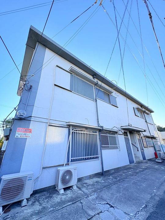 ハイツ和歌浦の外観