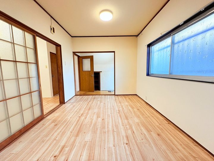 ハイツ和歌浦の居間