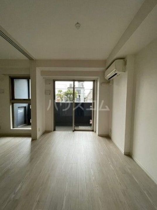 ミリアレジデンス洗足の居間