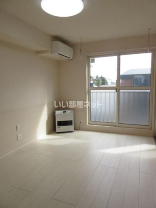 ミキKハウスの居間