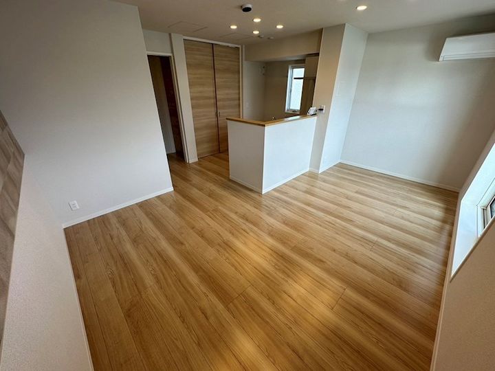 大阪府吹田市千里山西2(マンション)の賃貸物件の居間