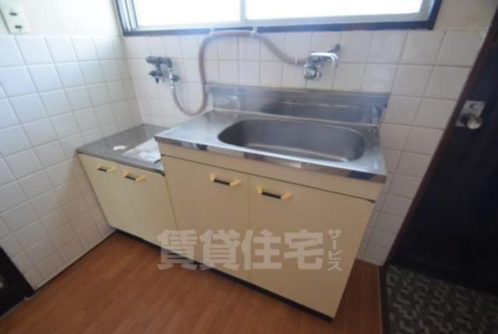 大阪府茨木市中津町(マンション)の賃貸物件のキッチン