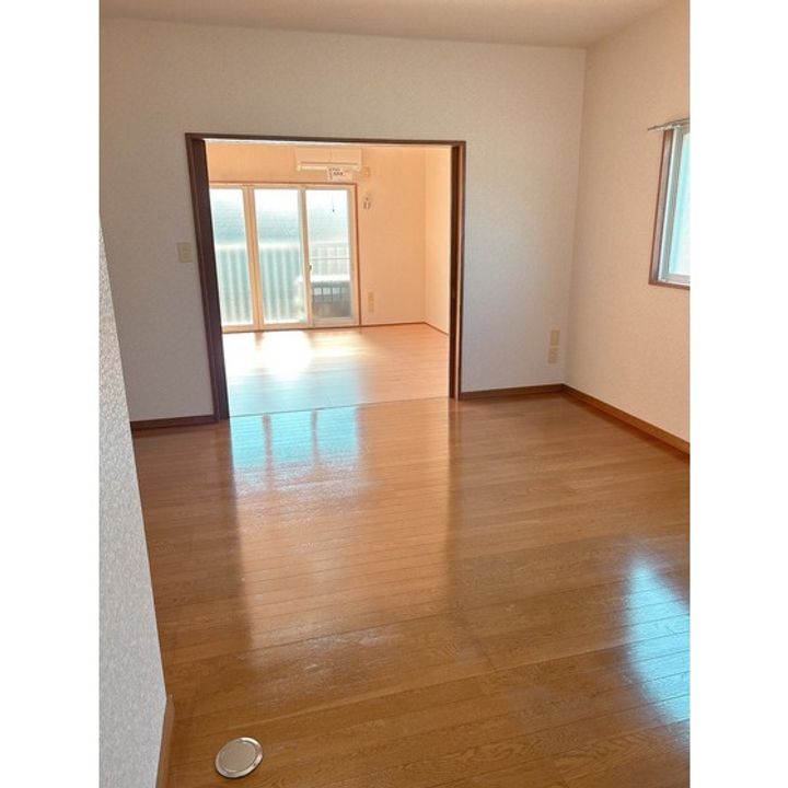 ムーンヒルIIの内装