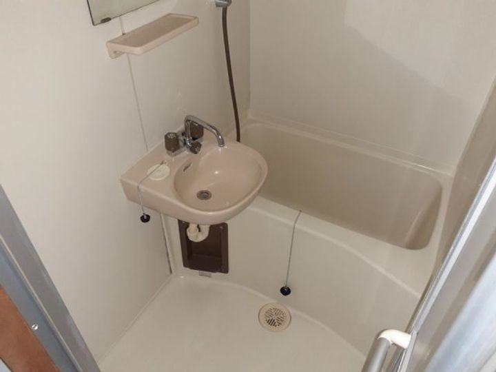 三重県名張市瀬古口(マンション)の賃貸物件の風呂