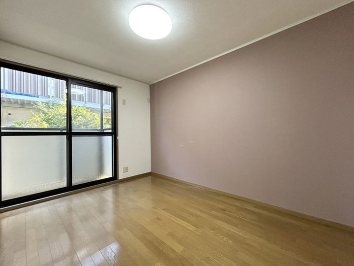 ネオ・コーポ・リラA棟の居間