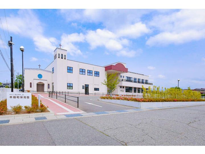 ネオ・コーポ・リラA棟の周辺