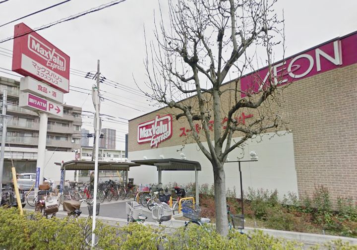 アンジュールの周辺